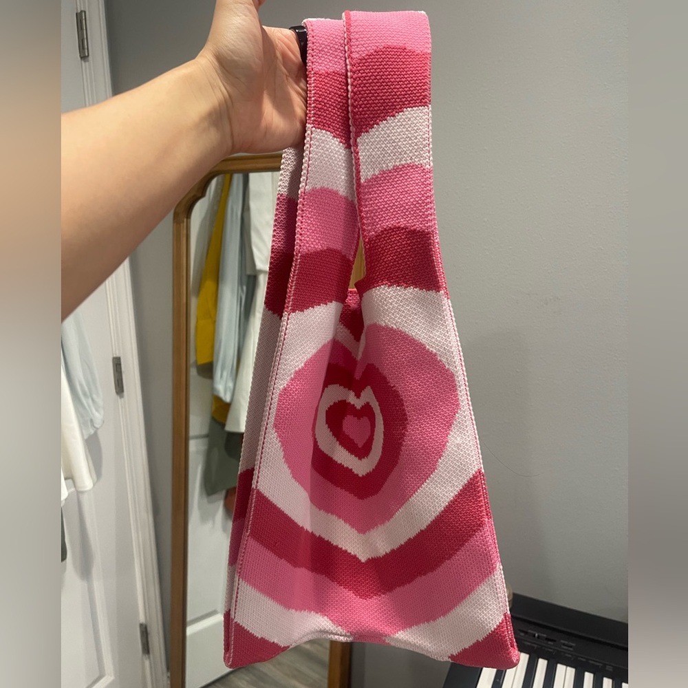 Thrifted Vintage Heart Pattern Pink Tote Bag - Picture 2 of 2